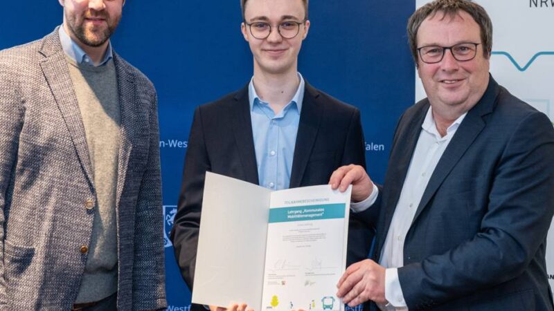 Rheinbergs Mobilitätsmanager Jonas Gaßling: Gut weitergebildet für die Mobilität vor Ort