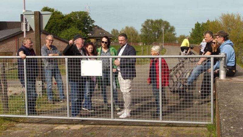 Spaziergänge mit in den Ortsteilen: Xantens Bürgermeister wandert durch die Dörfer und hört zu