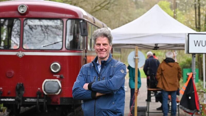 Bahnstrecke zwischen Wuppertal und Radevormwald: Schienenbus-Nostalgie auf der Wupperstrecke