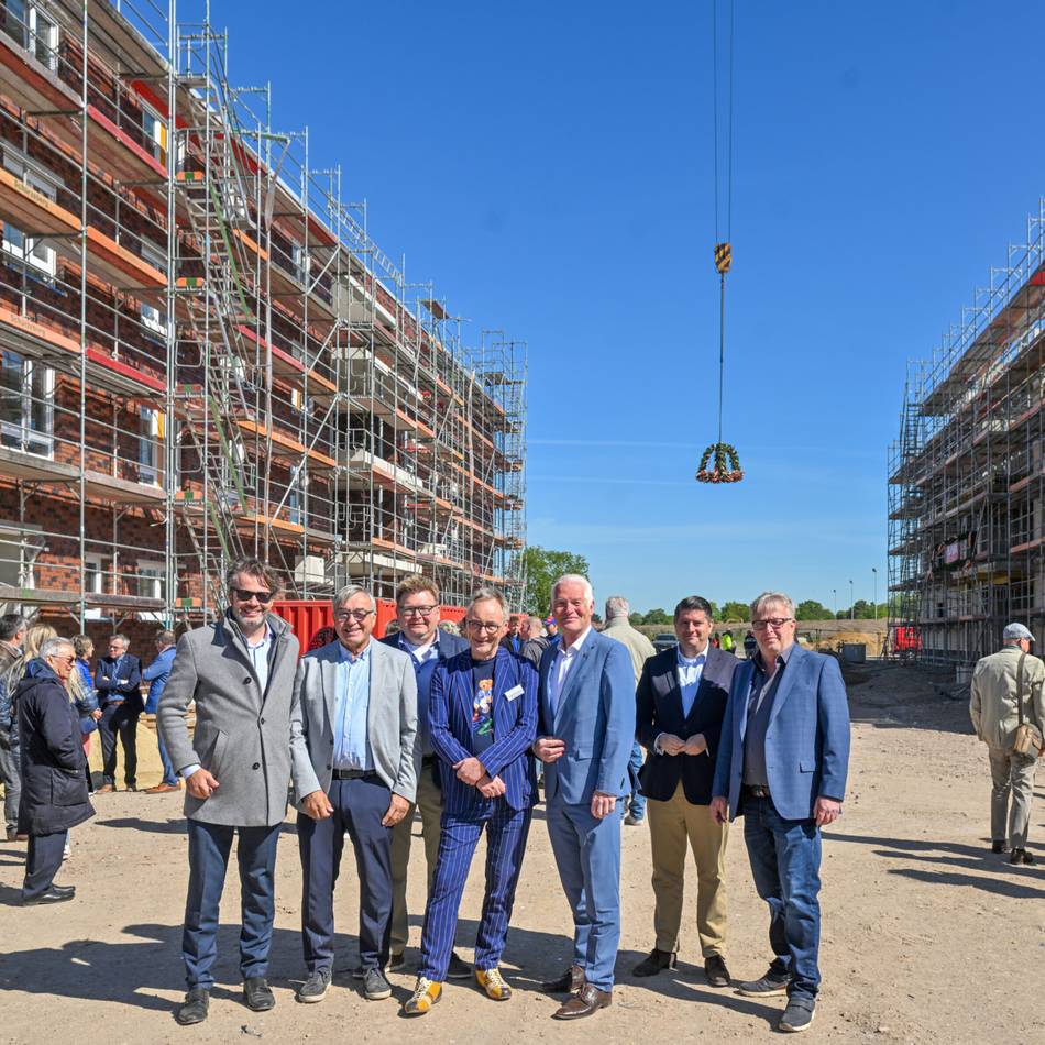 Baufortschritt am Schmeddersweg: Richtfest für neue Seniorenheime in Kempen