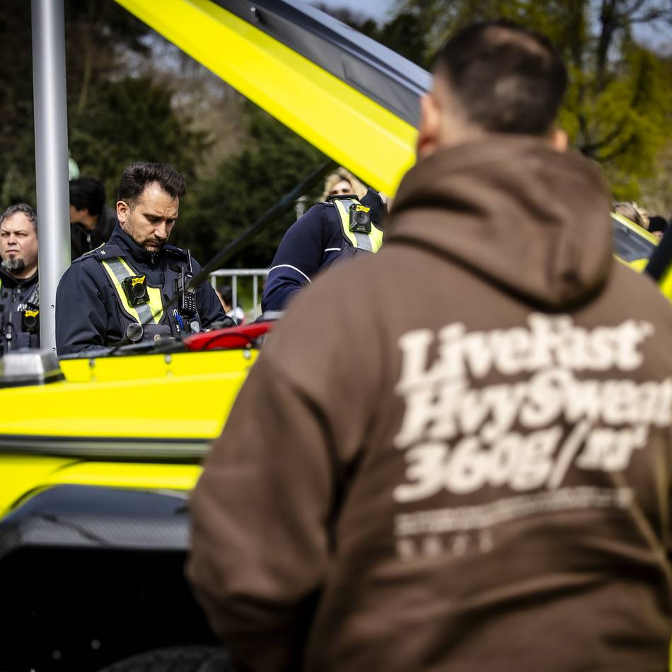 Großkontrolle an Ostern: „Car-Freitag“ in Düsseldorf – Polizei zieht Tuningautos aus dem Verkehr