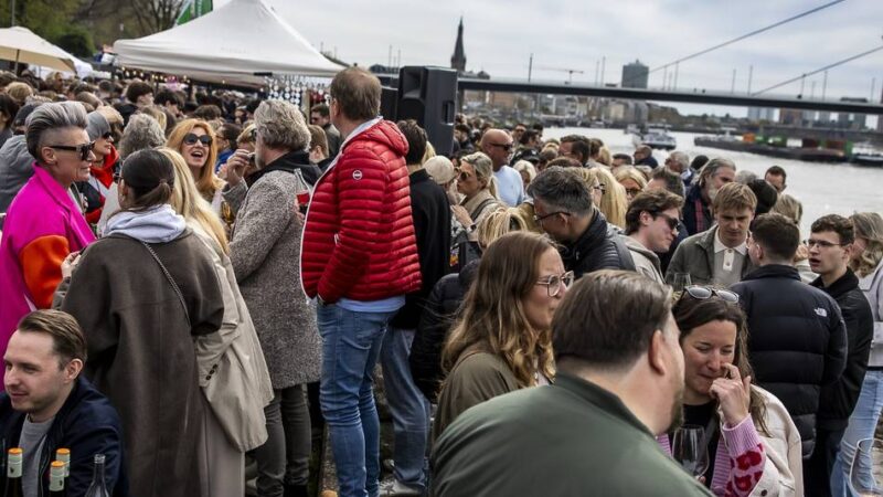 Fischmarkt Düsseldorf: Kritik nach Saisonauftakt – so reagiert die Fischmarkt-Veranstalterin