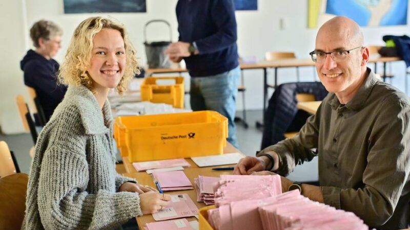 Bürgerentscheid in Krefeld: Tausende Olympia-Briefe nicht verwendbar