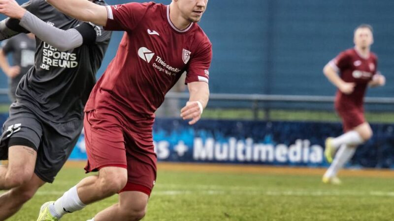 Abstiegskampf der Fußball-Oberliga: Monheims Trainer: „Diese Liga sorgt für Stress bei allen“