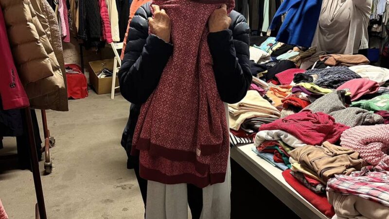 Zonta-Charity-Verkauf in Mönchengladbach: „Steht mir das?“ – Mode-Schnäppchen aus zweiter Hand und für guten Zweck