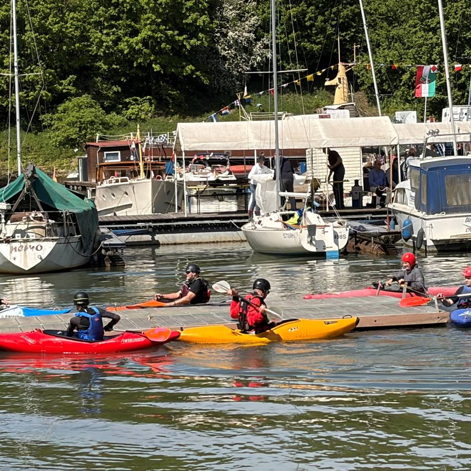 Saisoneröffnung in Neuss gefeiert: Wie der Sporthafen wieder Fahrt aufnimmt