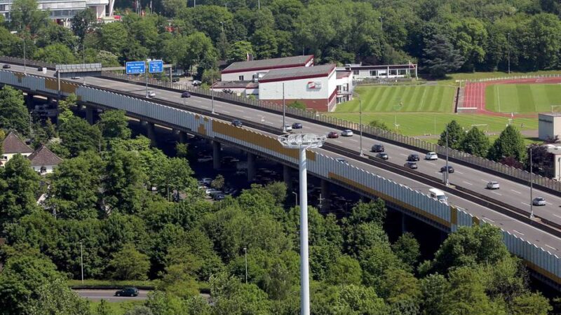 Parkdebatte in Leverkusen: Klare Präferenz für Parkhaus an der BayArena