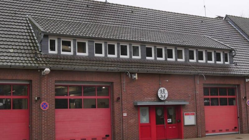 Wärmepumpe ersetzt defekte Anlage: Moderne Heizung für die Feuerwehr in Hinsbeck