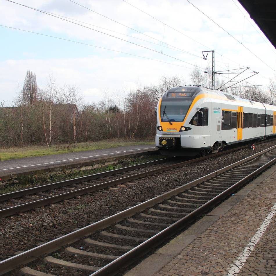 Linien RE 13 und RE 8: Vier Wochen Zugausfälle zwischen Viersen und Venlo