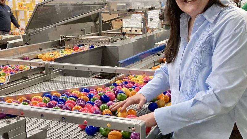 Wo kommen eigentlich die ganzen Ostereier her?: Die Osterhasenhelfer aus Viersen