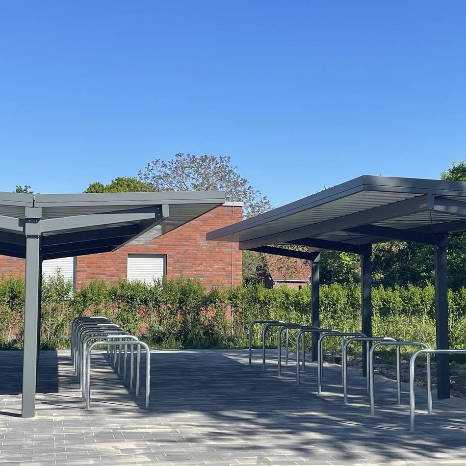 Unterwegs in Kempen: Neuer Fahrrad-Parkplatz mit Dach für St. Hubert