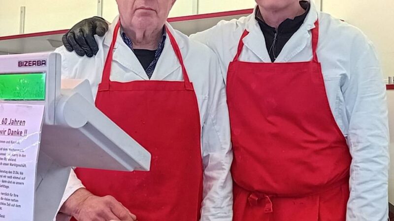 Harry Vroomen hört nach 60 Jahren auf: Dülkener Wochenmarkt verliert seinen Geflügelhändler