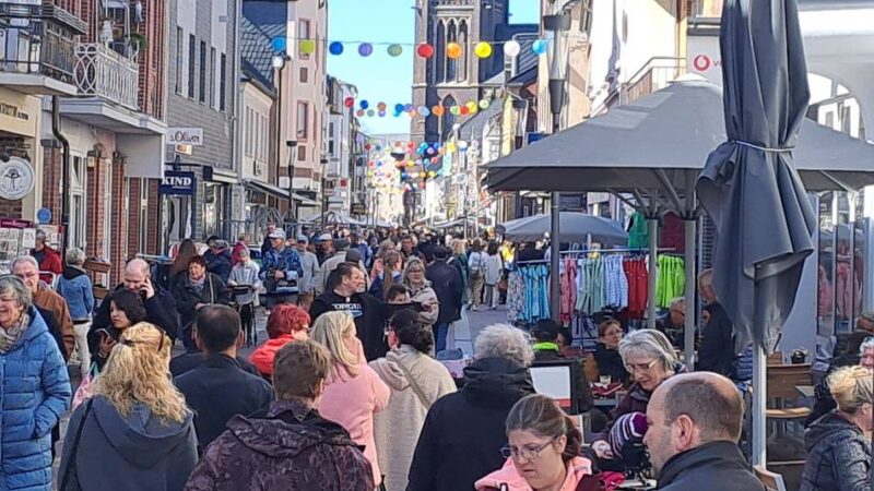 Geschäfte haben sonntags geöffnet: Das erwartet die Besucher beim „Brocante Markt“ in Kevelaer