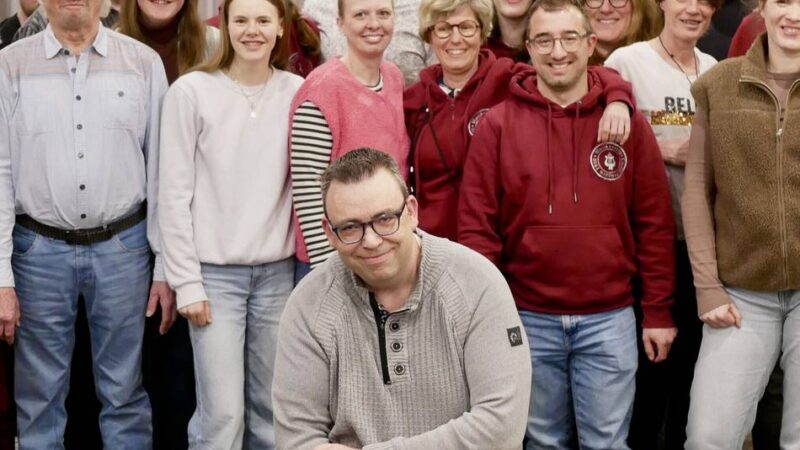 Heimatreporter im Grenzland: Bilanz im Musikverein und restaurierte Fahne bei den Schützen