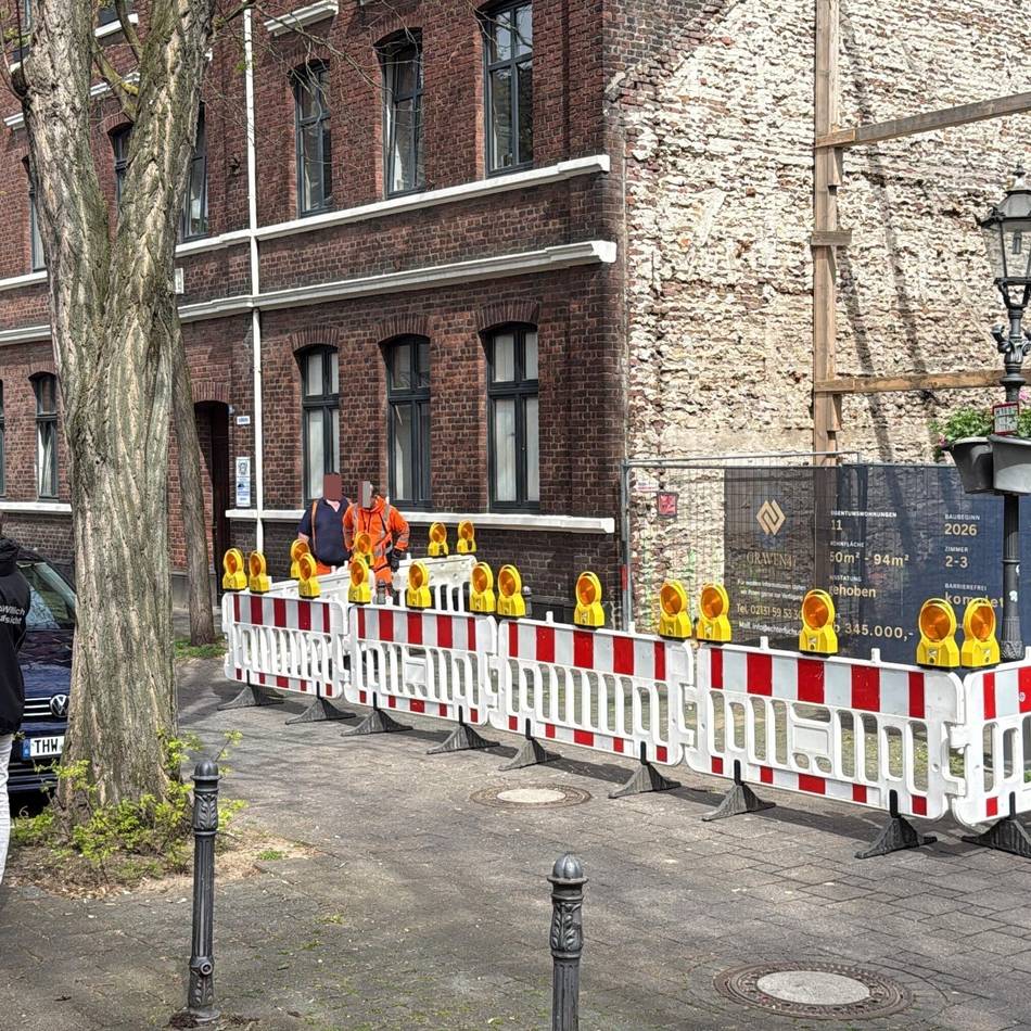 Einsturzgefährdetes Haus in Willich: Kreuzstraße kurzfristig gesperrt