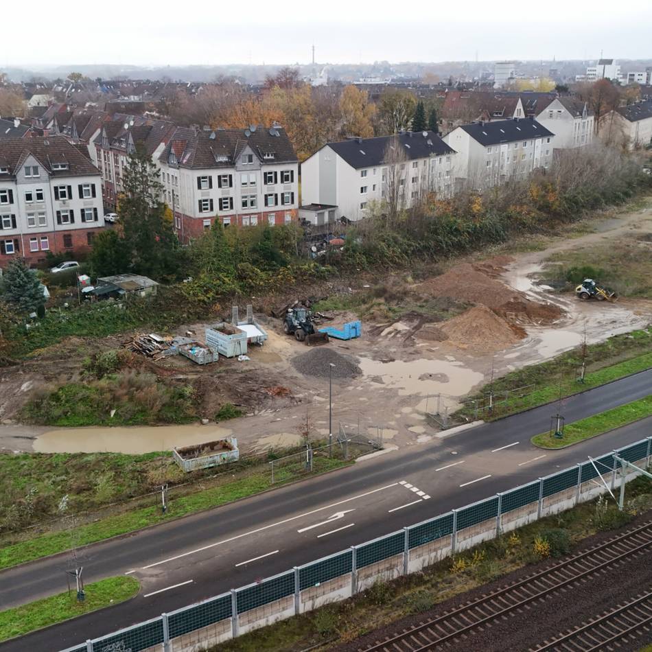 Zwischenlösung für Feuerwehr in Leverkusen: Planung für Interimswache liegt halbes Jahr hinter Zeitplan