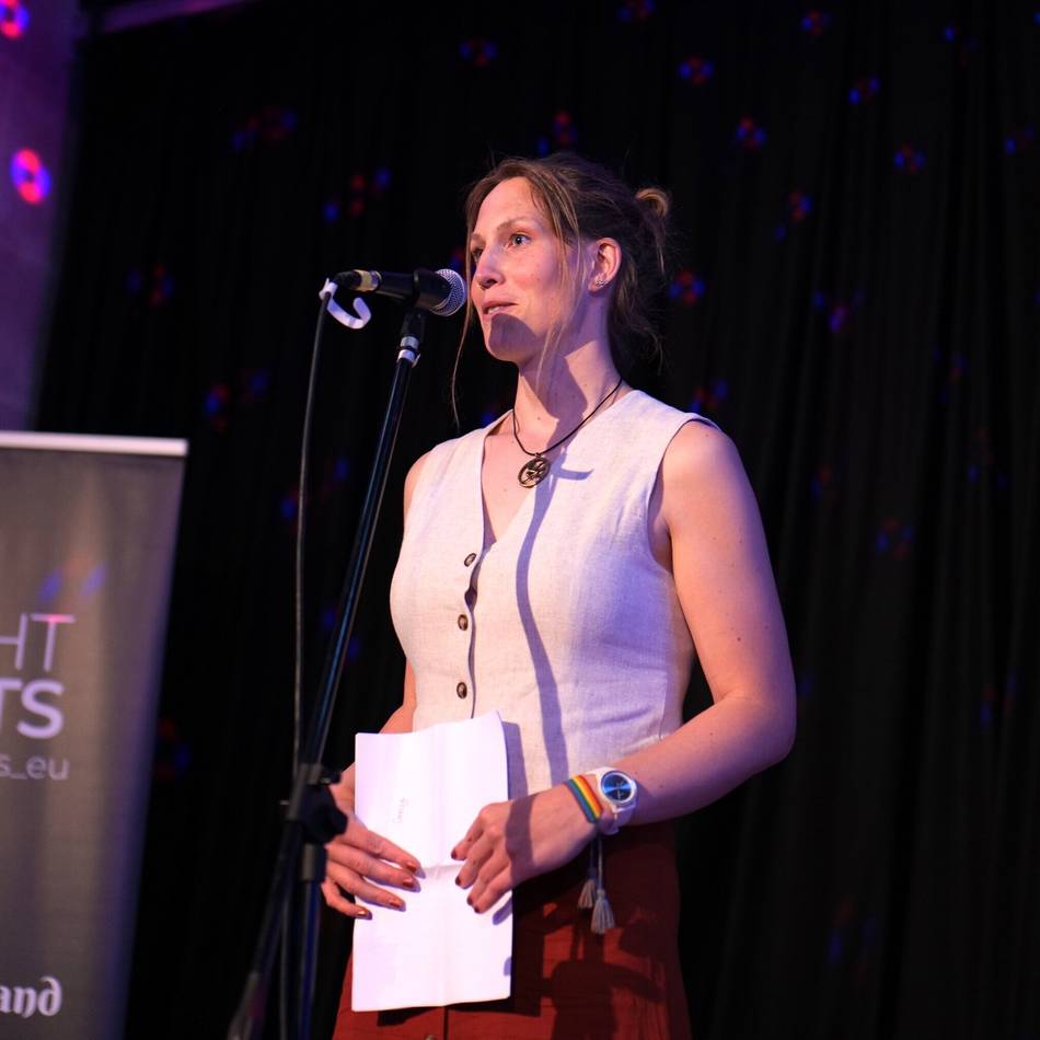 Poetry-Slam im Mühlenturm: Bühne frei für queere Stimmen