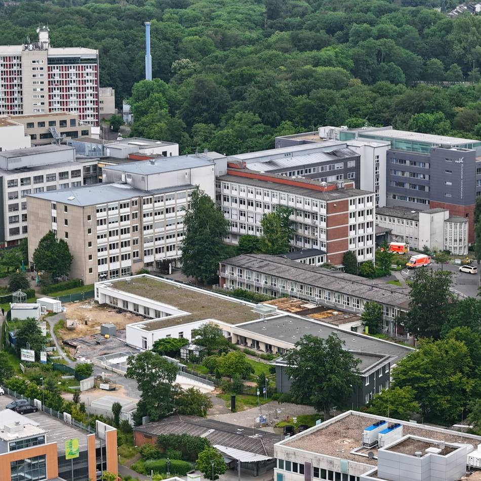 Klinikum Leverkusen: Patientenansturm in Notaufnahme sorgt für lange Wartezeiten