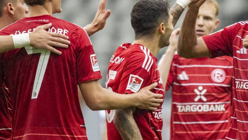 Nicht nur verletzungsbedingte Gründe: Warum Iyoha und Sotiris gegen Kaiserslautern im Fortuna-Kader gefehlt haben