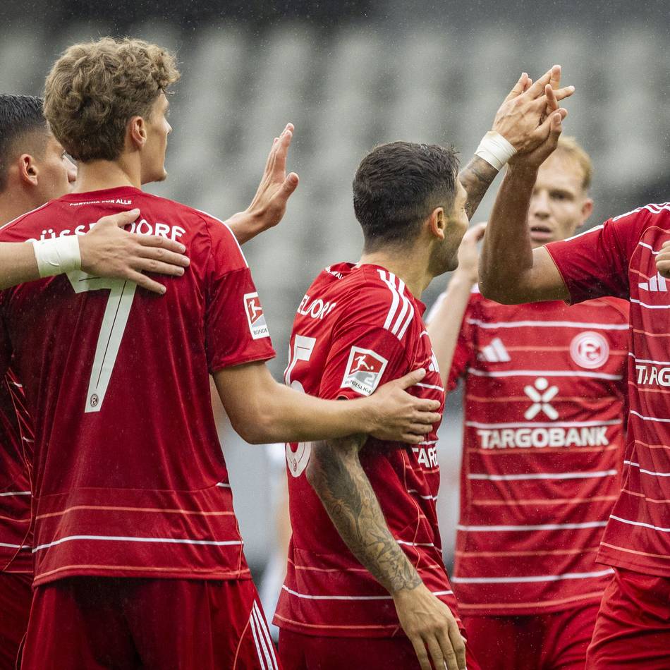 Nicht nur verletzungsbedingte Gründe: Warum Iyoha und Sotiris gegen Kaiserslautern im Fortuna-Kader gefehlt haben