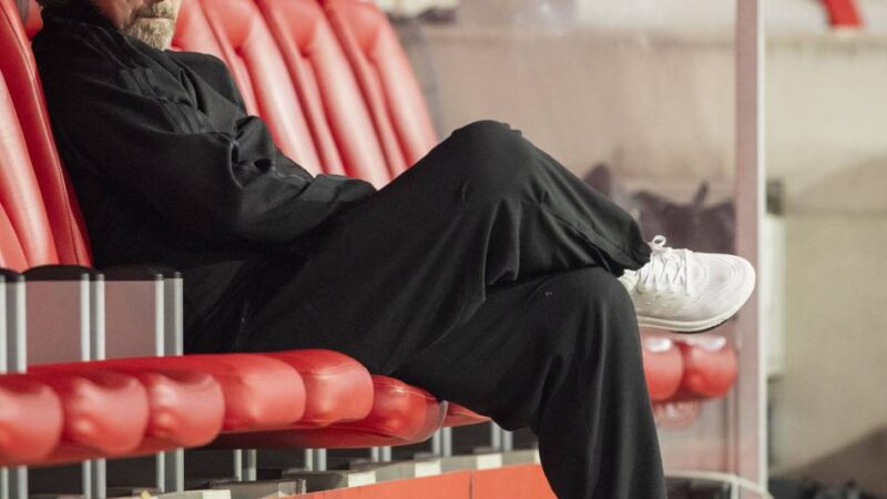 Warten auf eine Entscheidung: Anfangs Zukunft selbst für Fortuna-Manager Mislintat noch „nicht klar“