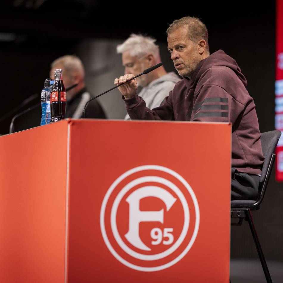 Nächster Trainerwechsel bei Fortuna?: „Eher noch motivierend“ – bemerkenswerte Anfang-Antwort auf Frage nach drohendem Aus