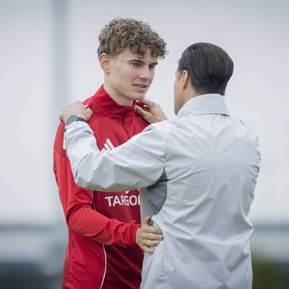 Ohne Arden, Egouli, Bindemann oder Eze nach Magdeburg: Warum sich Fortuna-Trainer Ende gegen sein Talente-Quartett entschied