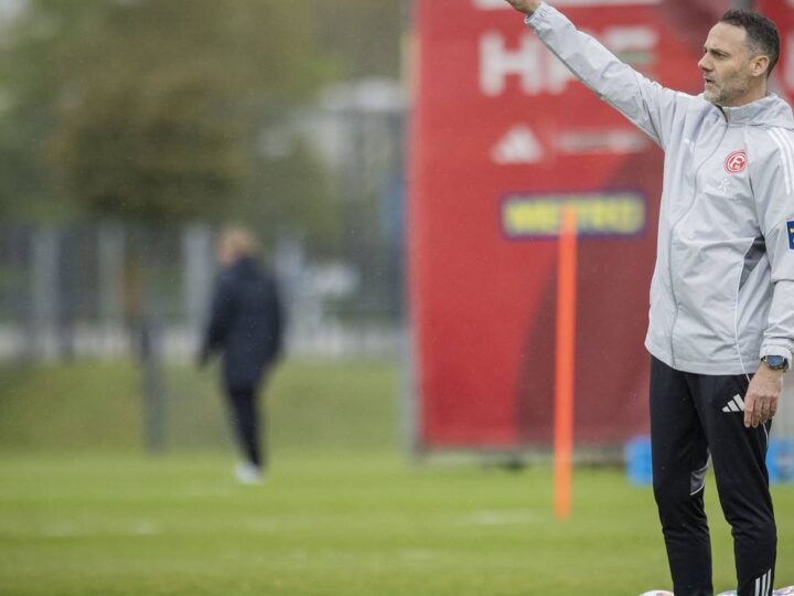 Sonder-Barometer zum Trainerwechsel: Nach der Ende-Verpflichtung – Fortuna-Fans sind geteilter Meinung