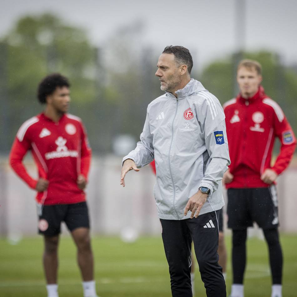 „Ein wichtiger Teil des Trainerjobs“: Ende erklärt, wie er Fortuna mental wieder aufrichten will – Vorhaben für das Dresden-Spiel