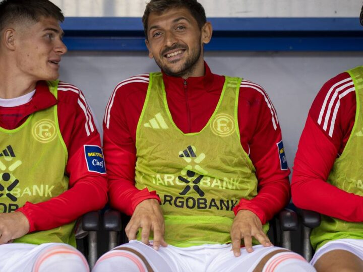 „Hat mir ein paar Eier reingelegt“: Ex-Dortmunder ist zurück – Fortunas Mister X schon auf Schalke ein Faktor?