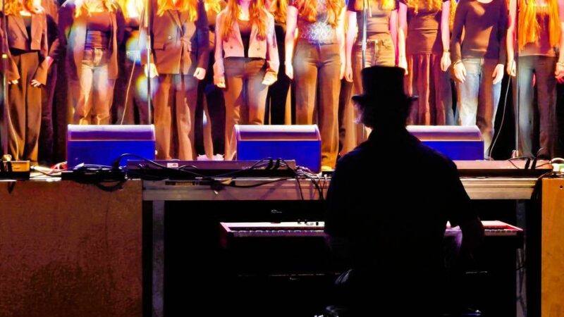 Gesamtschule Brüggen: Praktisches Lernen durch Projektwoche und Autorenlesung