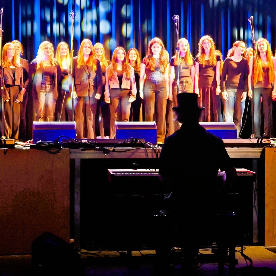 Gesamtschule Brüggen: Praktisches Lernen durch Projektwoche und Autorenlesung