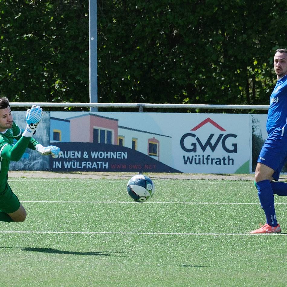 Fußball-Landesliga: 1. FC Wülfrath erkämpft Sieg gegen Kosova