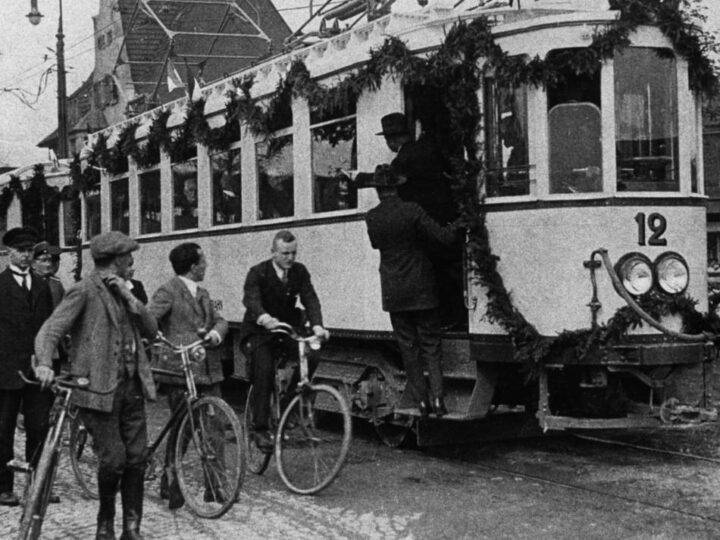 Rheinbahn-Linie feiert Jubiläum: Ochsenschwanzsuppe und Schnaps – die Geschichte der U79