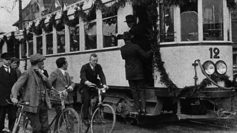 Rheinbahn-Linie feiert Jubiläum: Ochsenschwanzsuppe und Schnaps – die Geschichte der U79