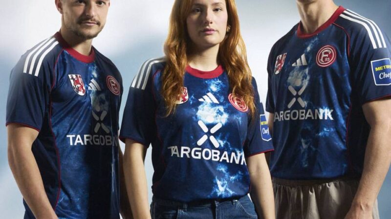 „Düsseldorf am Rhein“: Fortuna bringt neues Sondertrikot heraus – und will Stadtgeschichte zum Leben erwecken