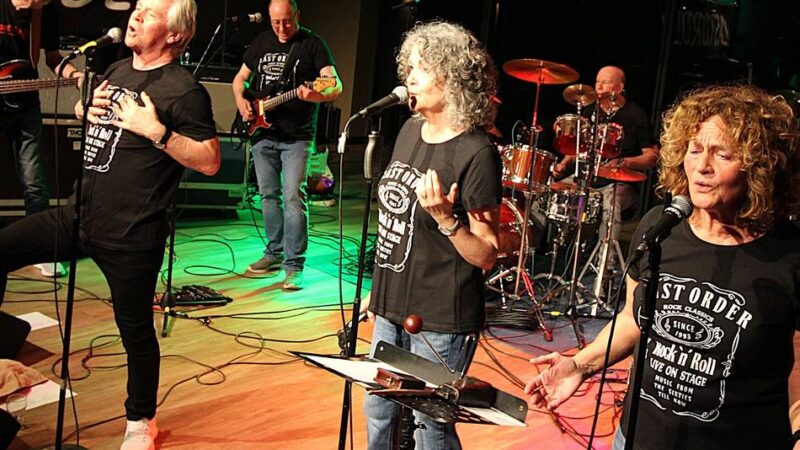 Grevenbroicher Band in den Niederlanden: „Last Order“ heizt Kessel ein