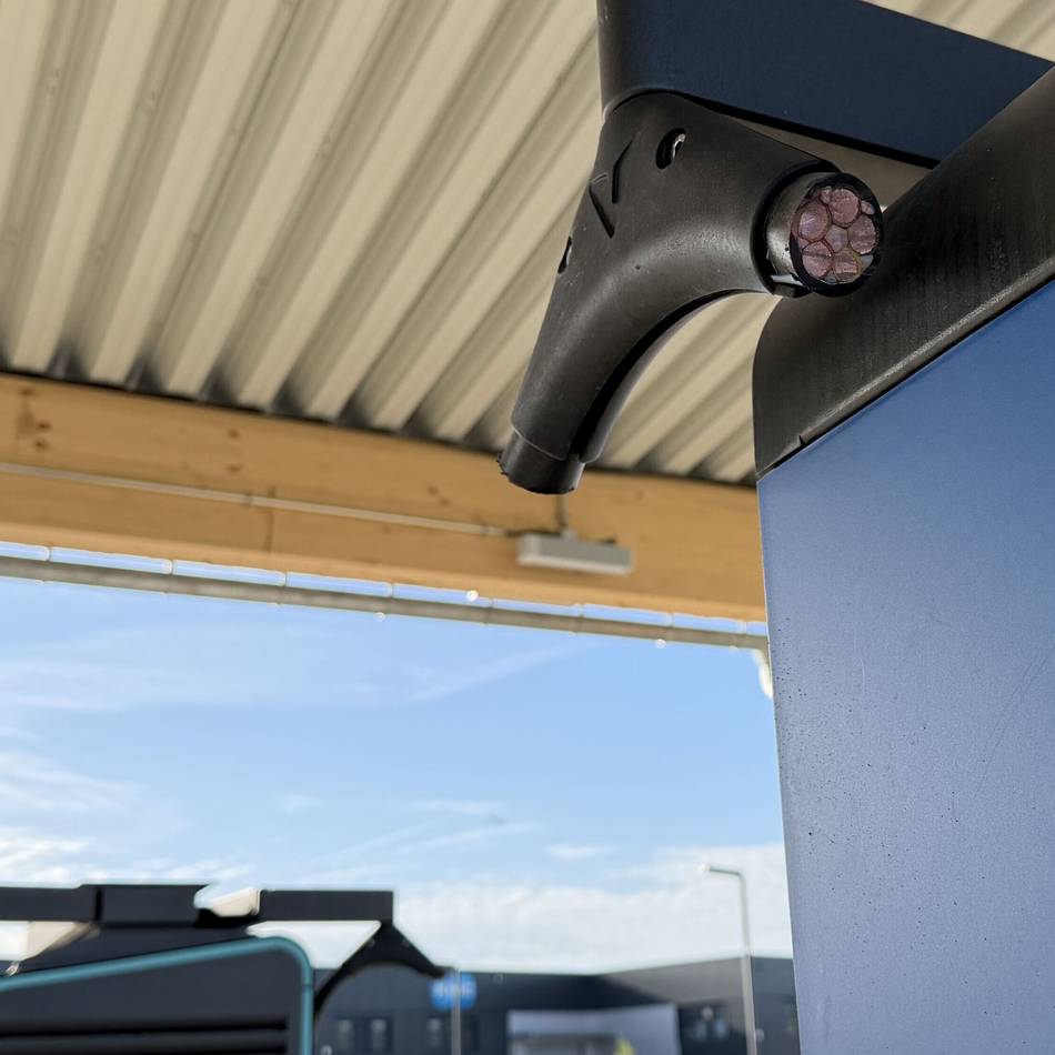 Diebstahl am Ladepark der Stadtwerke Willich: Kabel abgeschnitten – 5000 Euro Belohnung ausgesetzt