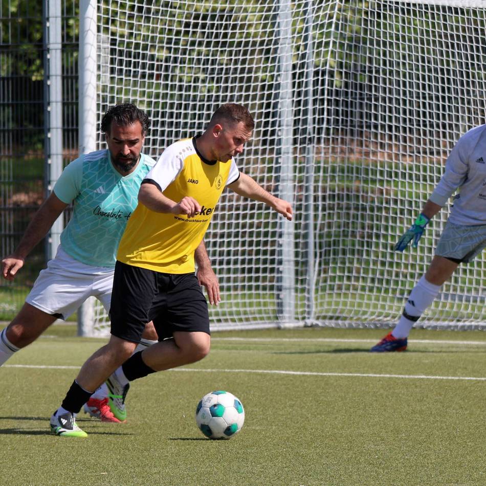 Kreisliga-A-Derby: Turbulentes Derby zwischen SSV Lützenkirchen und Genclerbirligi Opladen