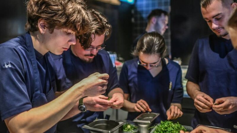 In „De Nieuwe Winkel“ in Nimwegen: Wo Kochen und Wissenschaft fließend ineinander über gehen