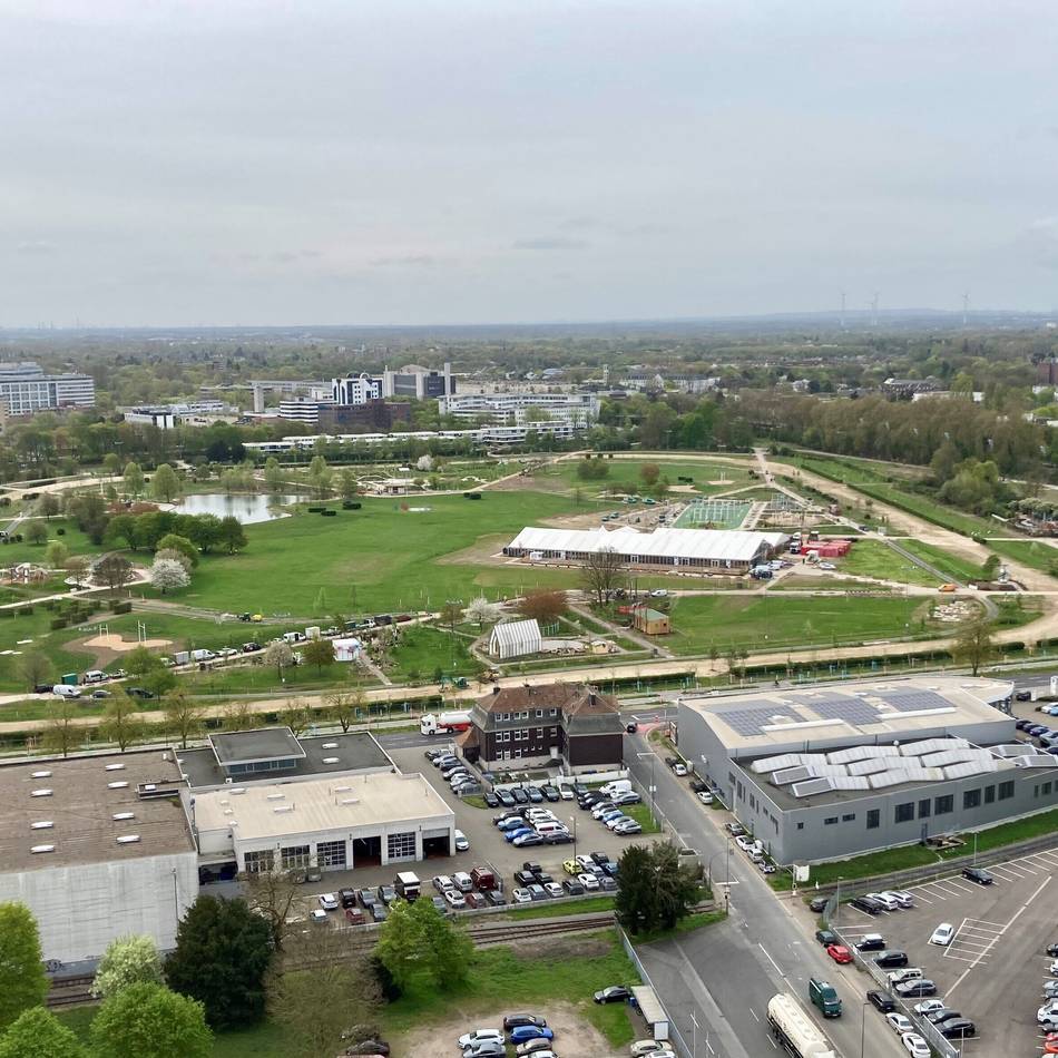 Aussicht übers Laga-Gelände: Spektakulärer Rundblick vom höchsten Gebäude in Neuss
