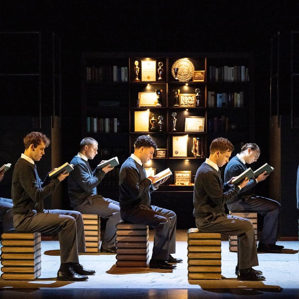 Kulturprogramm in Leverkusen: „Ein Käfig voller Narren“ erobert das Forum