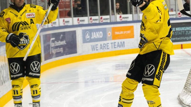 Das 3:1 in Regensburg im Video: Ohne Makel in der Oberpfalz – die Highlights vom zweiten Halbfinal-Sieg der Pinguine