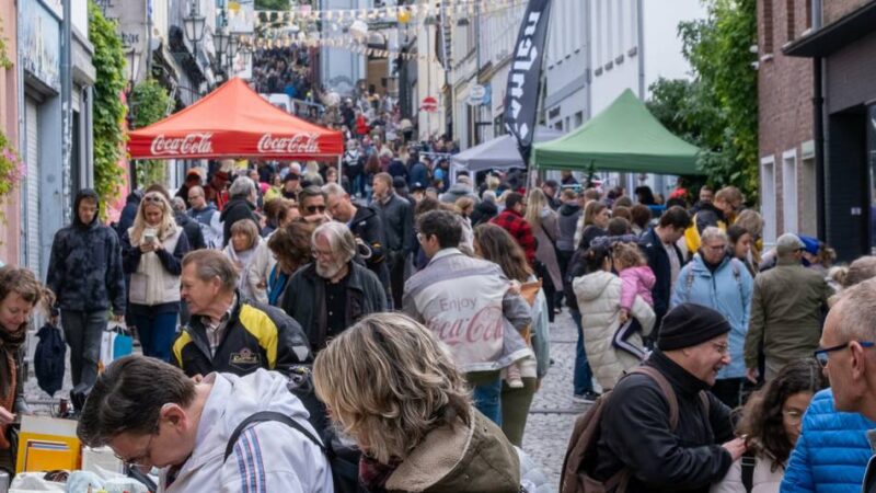 Flohmarkt in Mönchengladbach: 80 Stände locken Trödelfans in die Altstadt