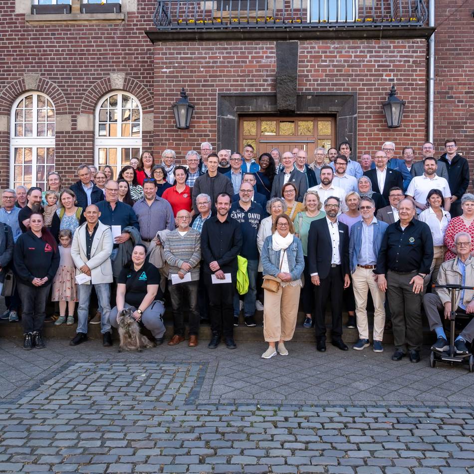 Würdigung für Engagement: Geldregen für 42 Dormagener Vereine