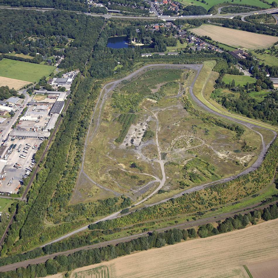 Halde Lohmannsheide zwischen Moers und Duisburg: BUND informiert über Kampf gegen Deponieplanung