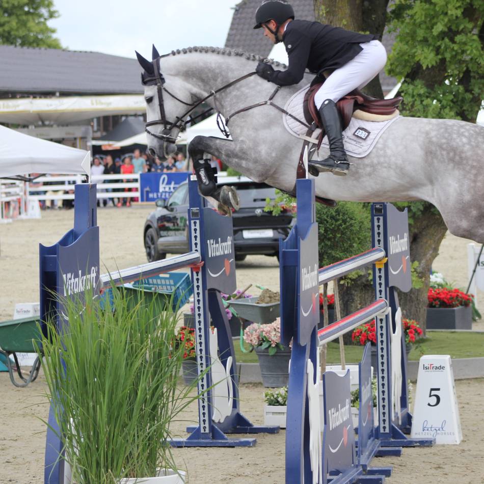 Turnierstart am Mittwoch: Hetzel Spring Masters 2026 bringen Spitzensport und Show nach Pfalzdorf