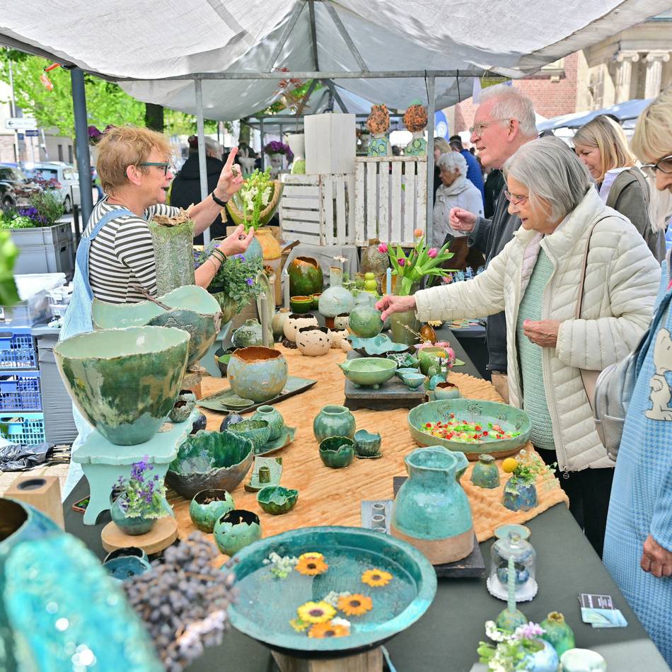 Frühling in der Innenstadt: Krefeld geht wieder „op dä Maat“ – und wird zur Flaniermeile