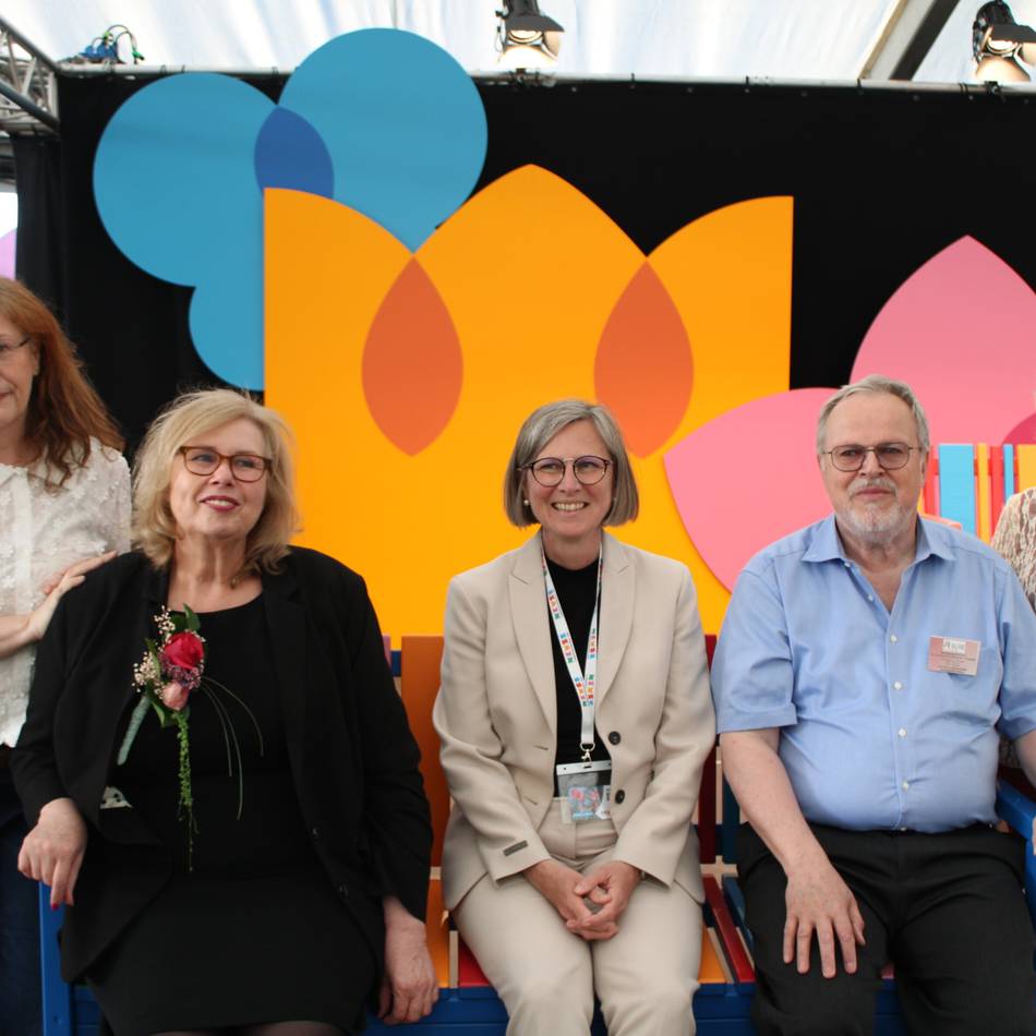 Stiftungsforum auf der Laga in Neuss: Kommunikationsbänke sollen Menschen zusammenbringen