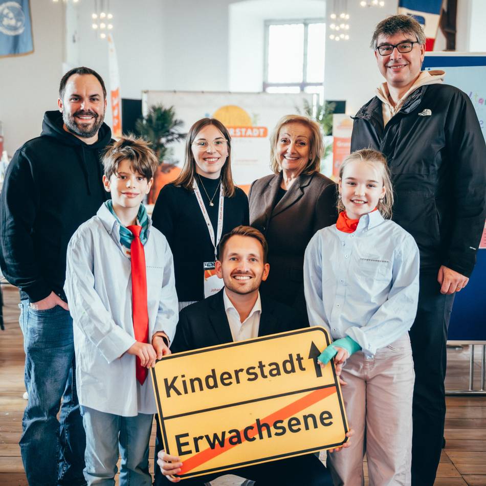 Im Alten Schloss: Wenn Kinder ihre eigene Stadt gestalten